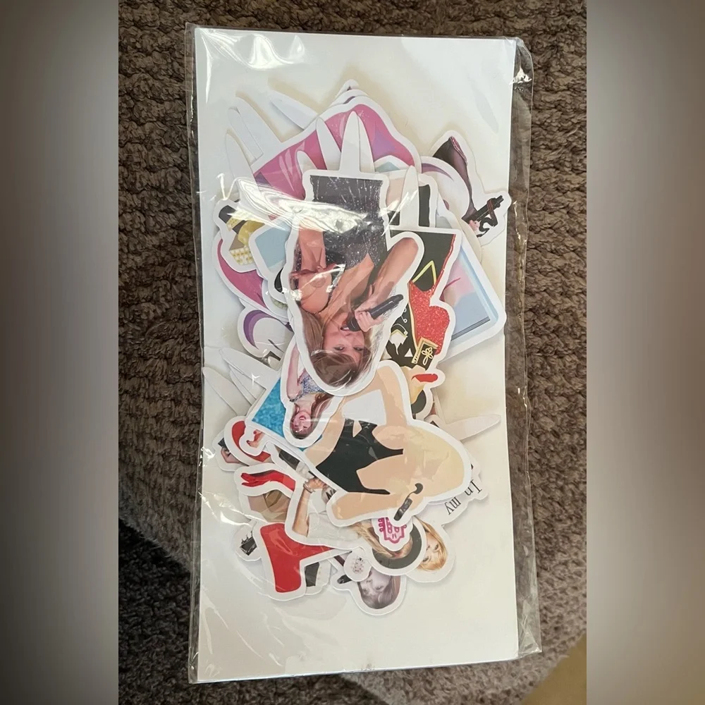 20PC Assorted Pop Culture Cupcake Toppers